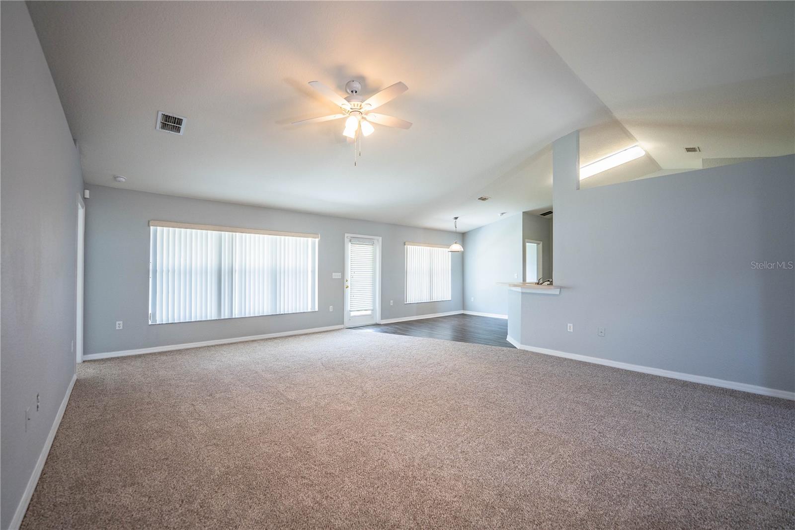 Image 12 of 87 For 233 Towhee Road