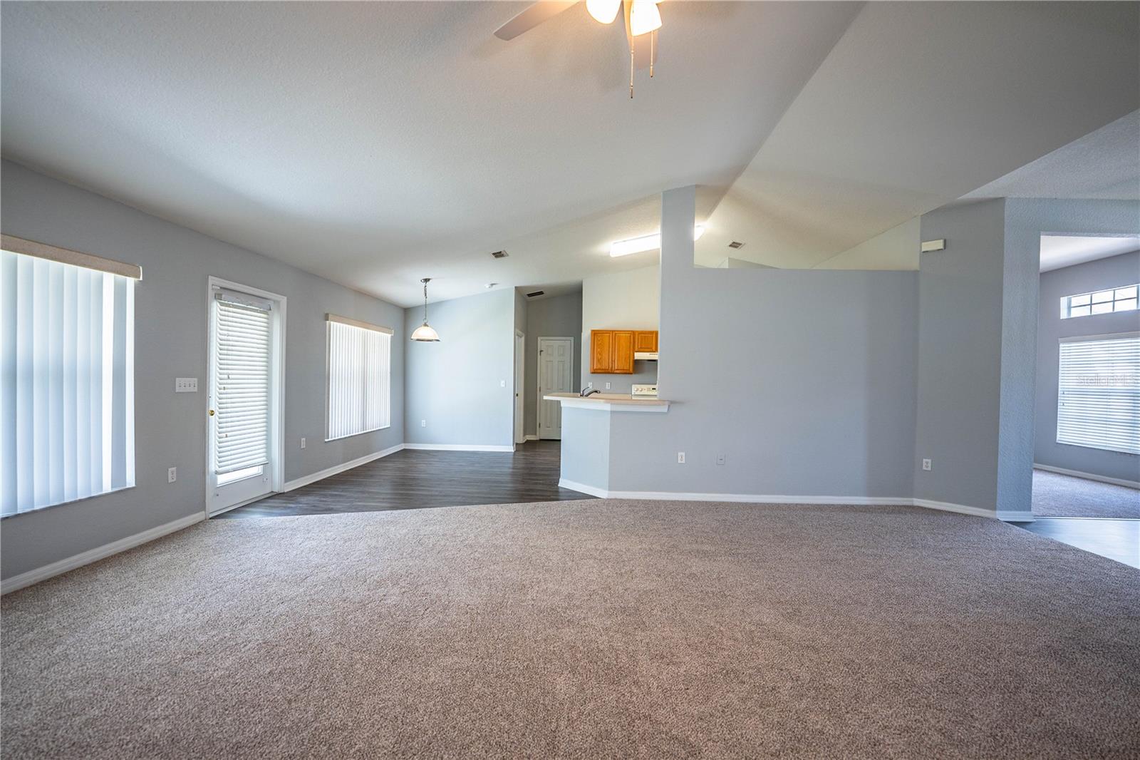 Image 13 of 87 For 233 Towhee Road