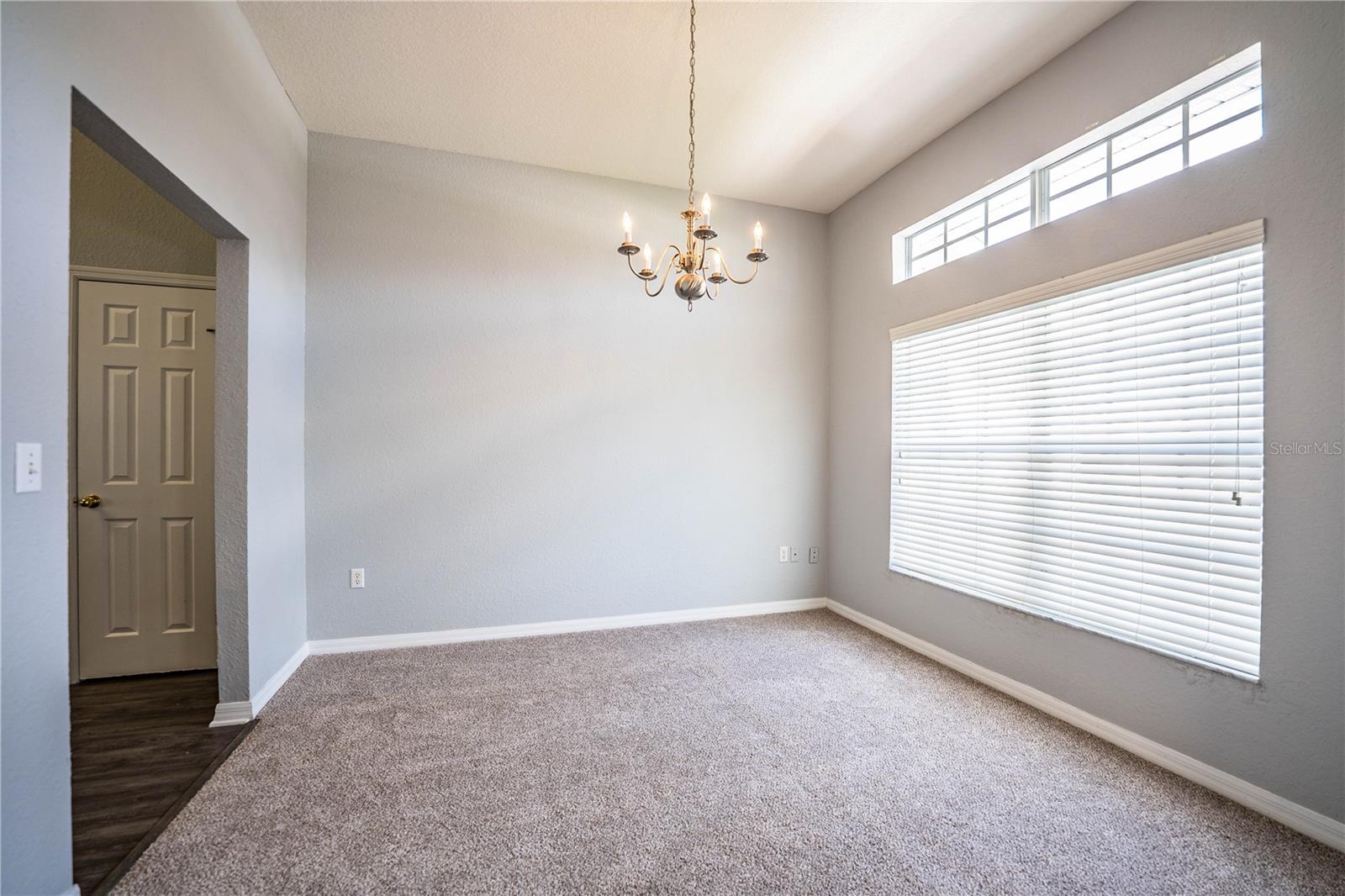 Image 32 of 87 For 233 Towhee Road