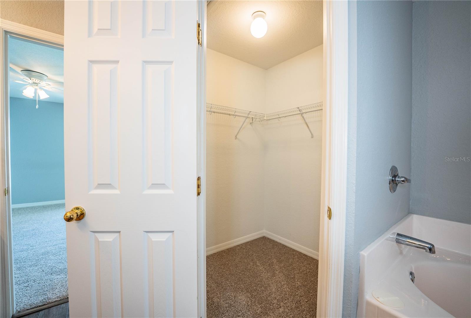 Image 48 of 87 For 233 Towhee Road