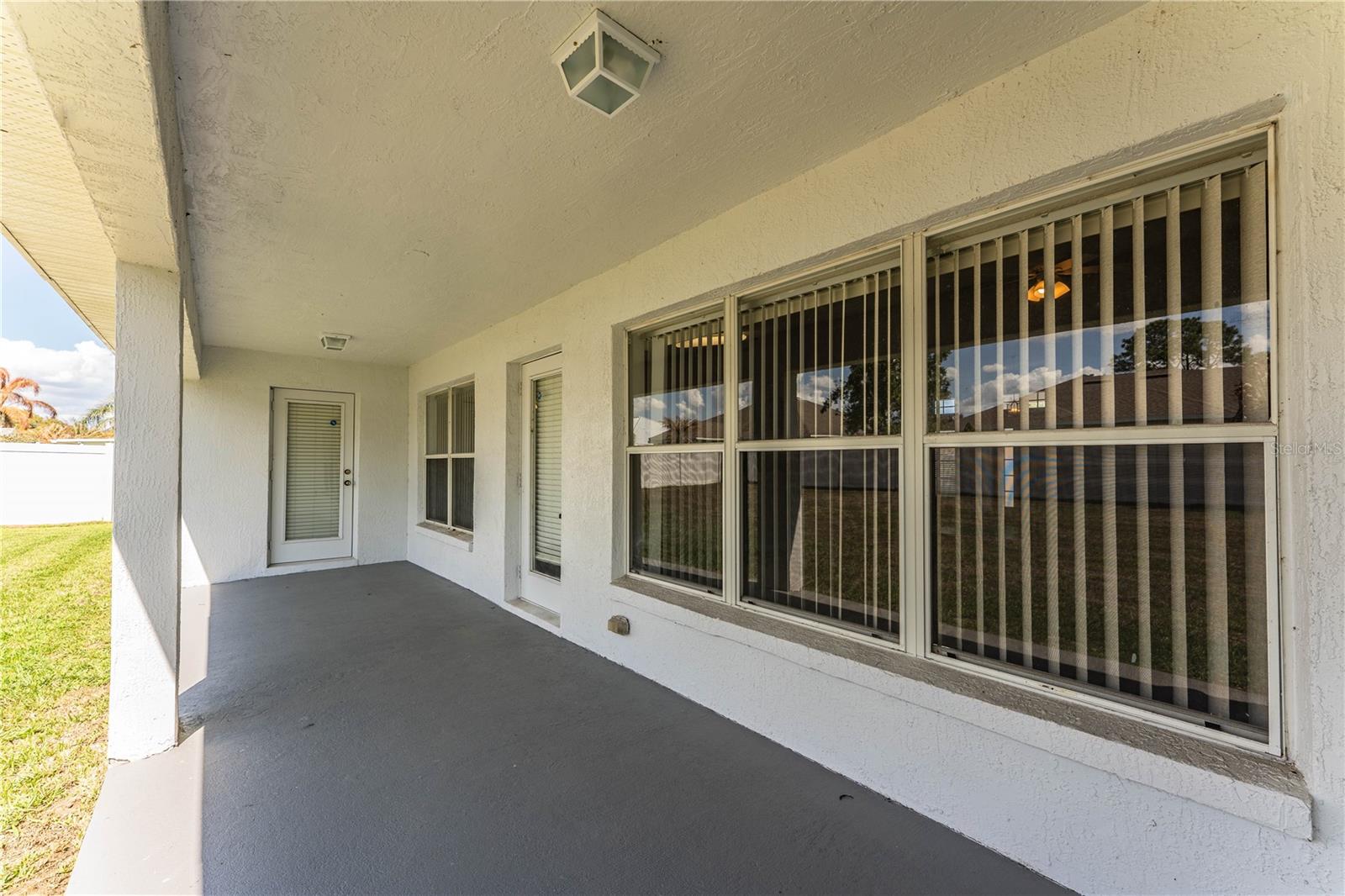 Image 5 of 87 For 233 Towhee Road