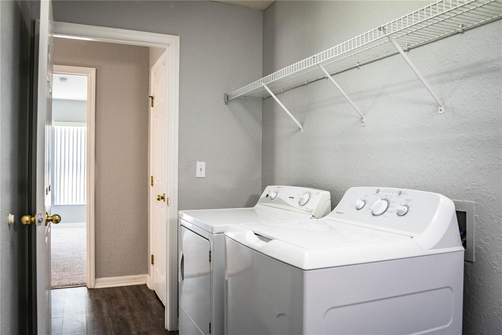 Image 50 of 87 For 233 Towhee Road