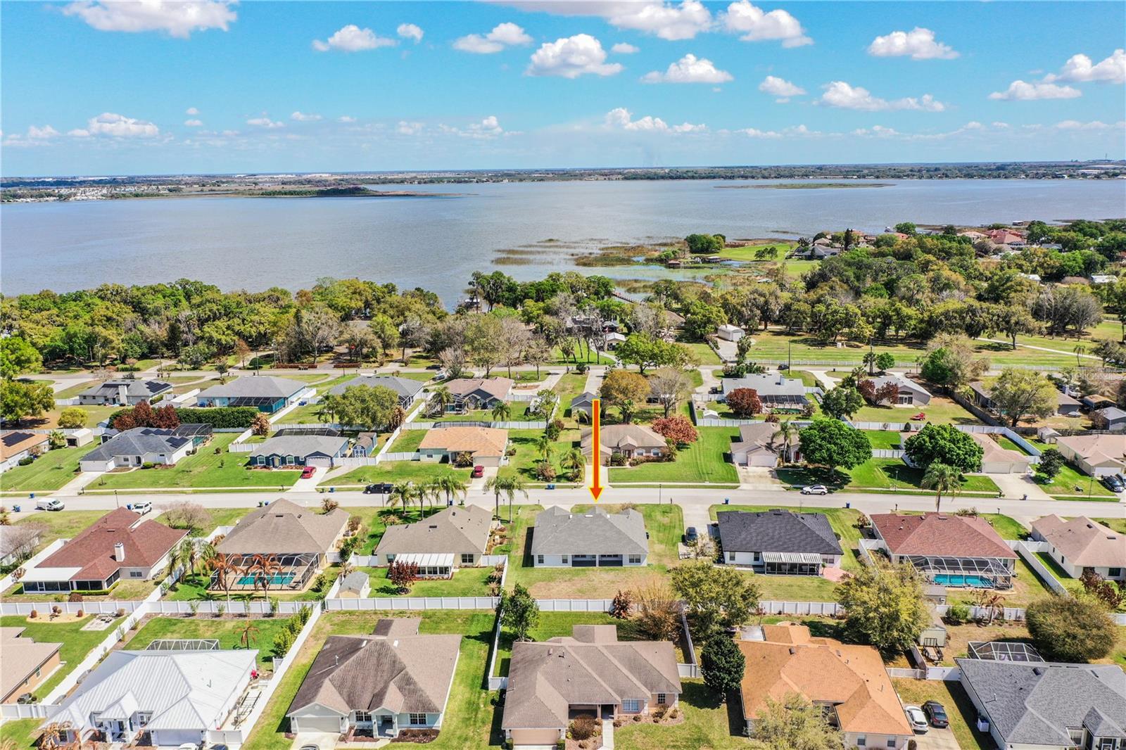 Image 6 of 87 For 233 Towhee Road