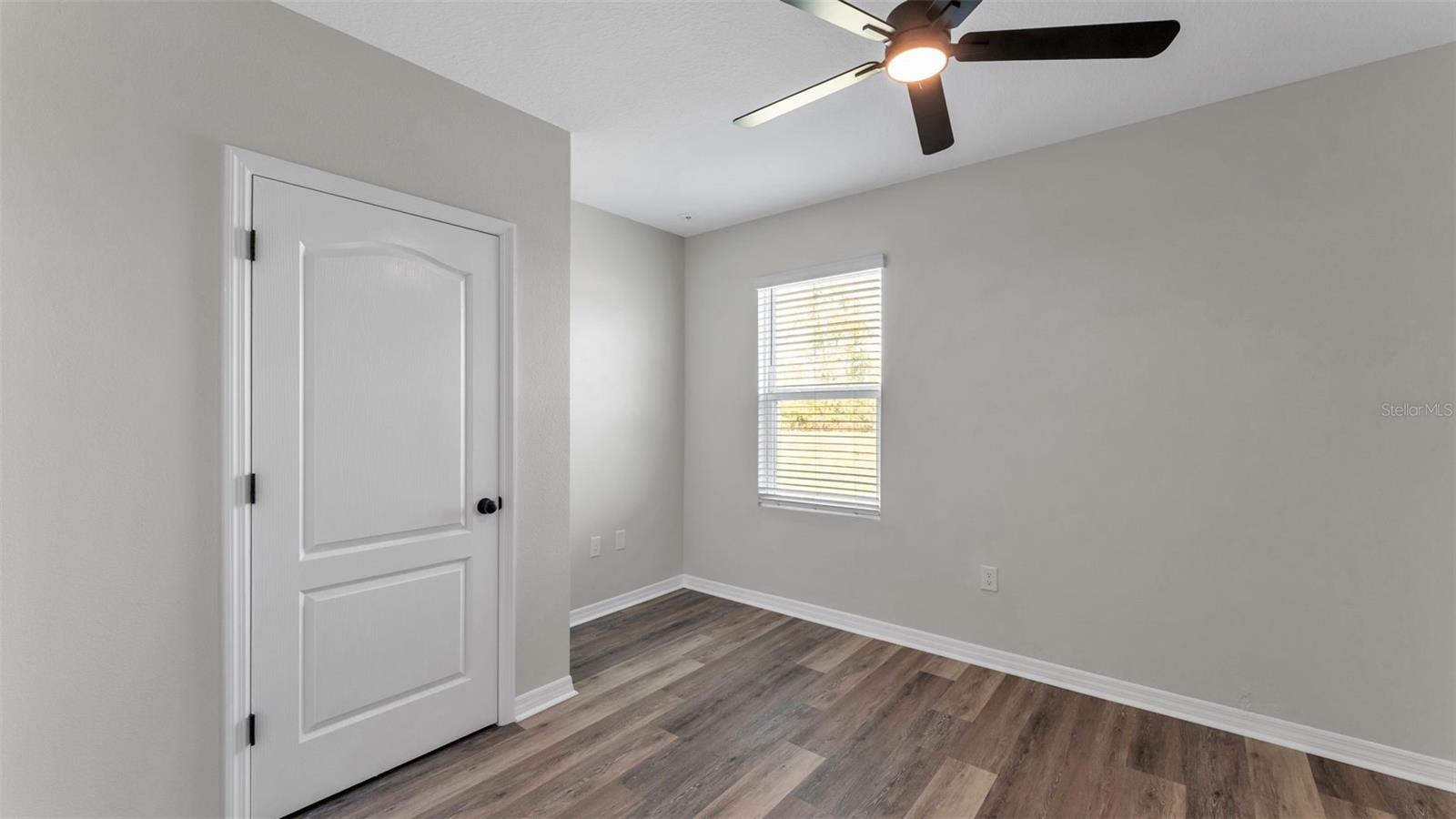 Image 13 of 16 For 225 Gina Lane