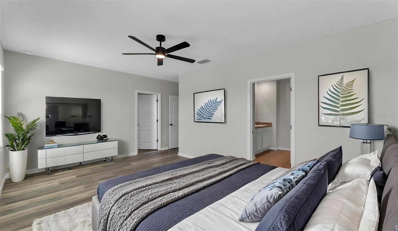 Image 4 of 16 For 225 Gina Lane