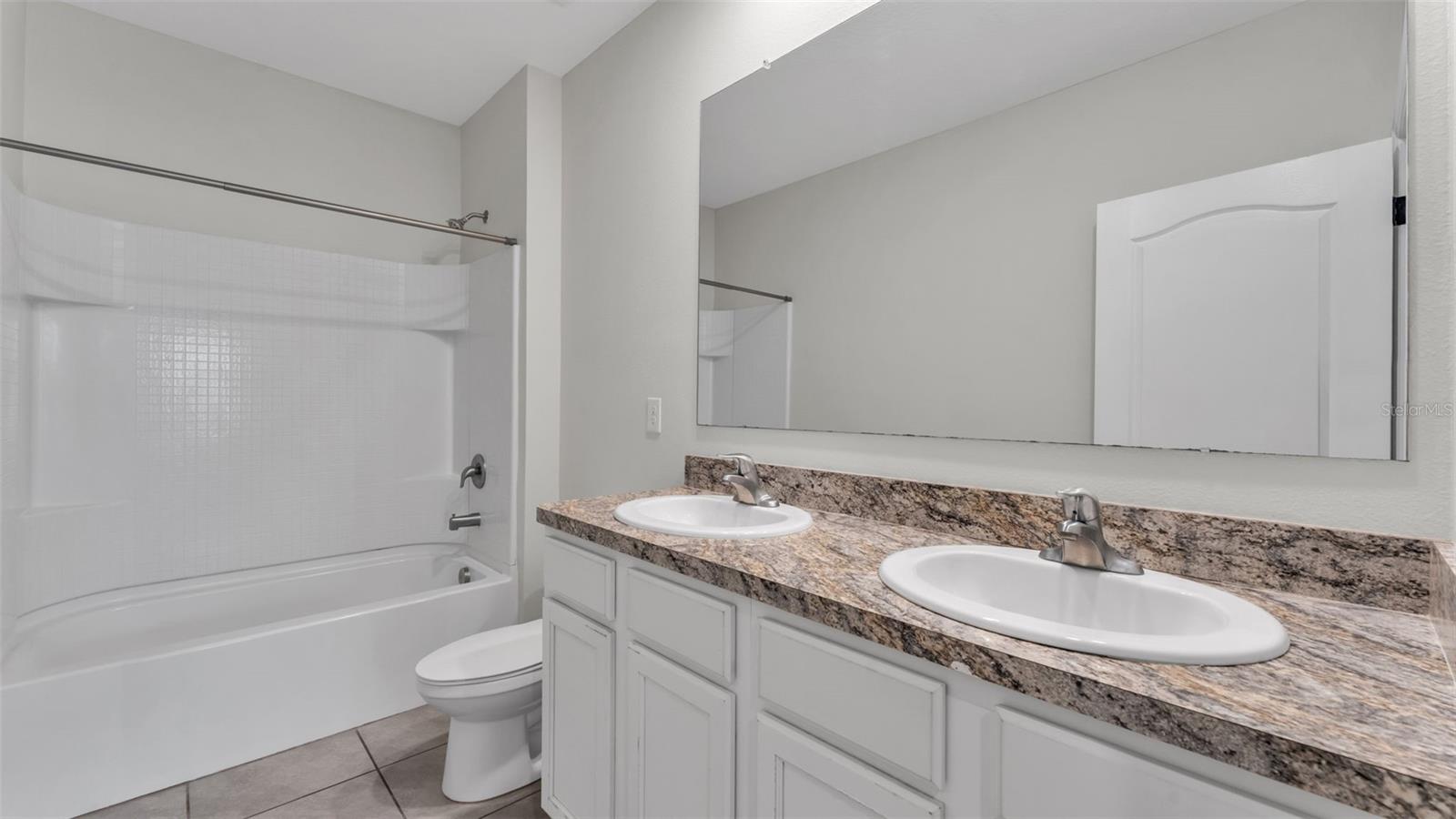 Image 7 of 16 For 225 Gina Lane