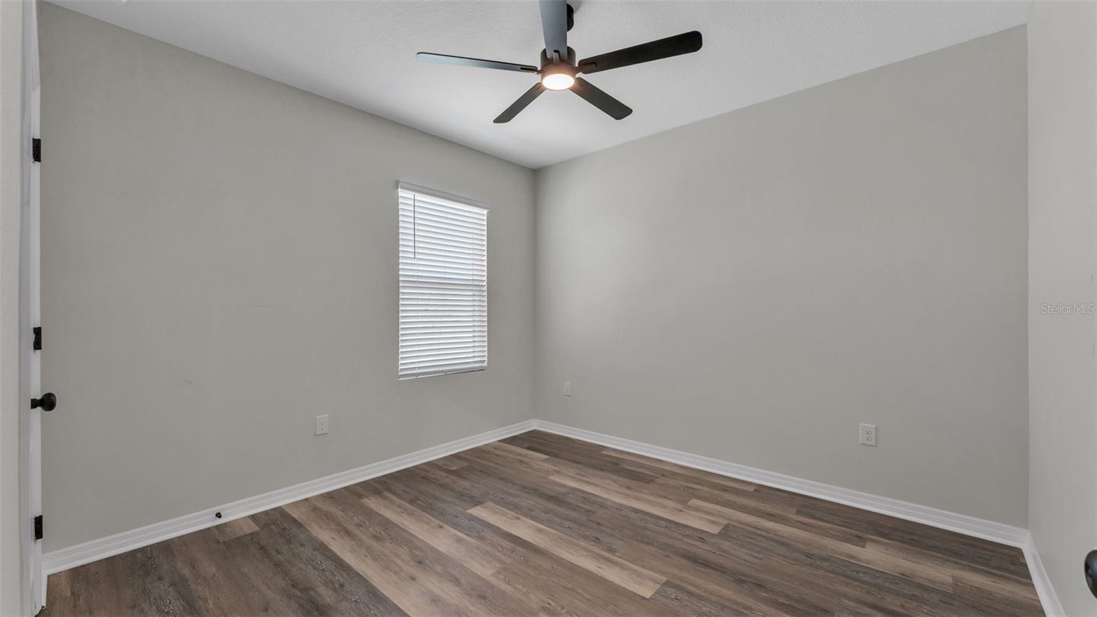 Image 9 of 16 For 225 Gina Lane