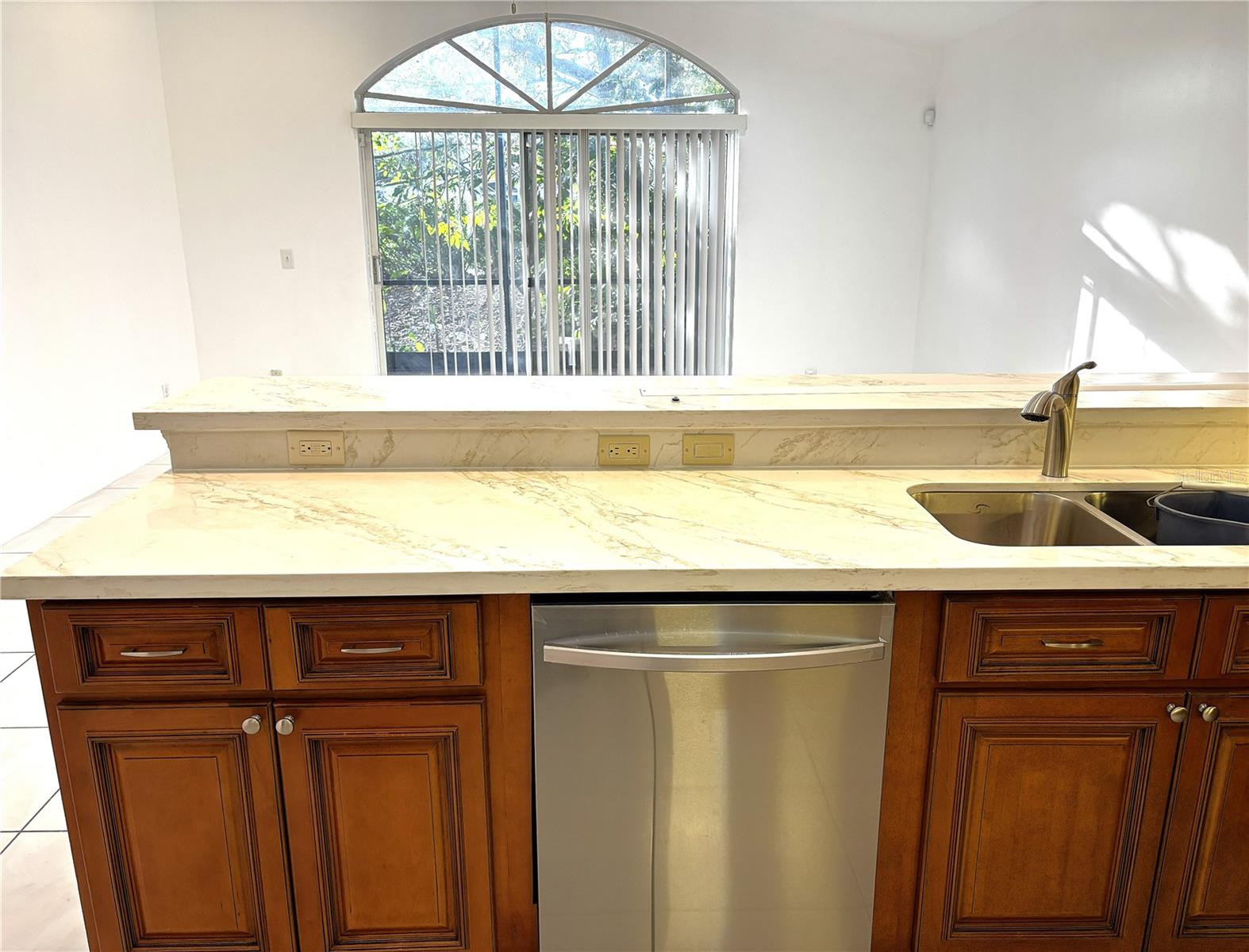 Image 22 of 36 For 510 181st Way