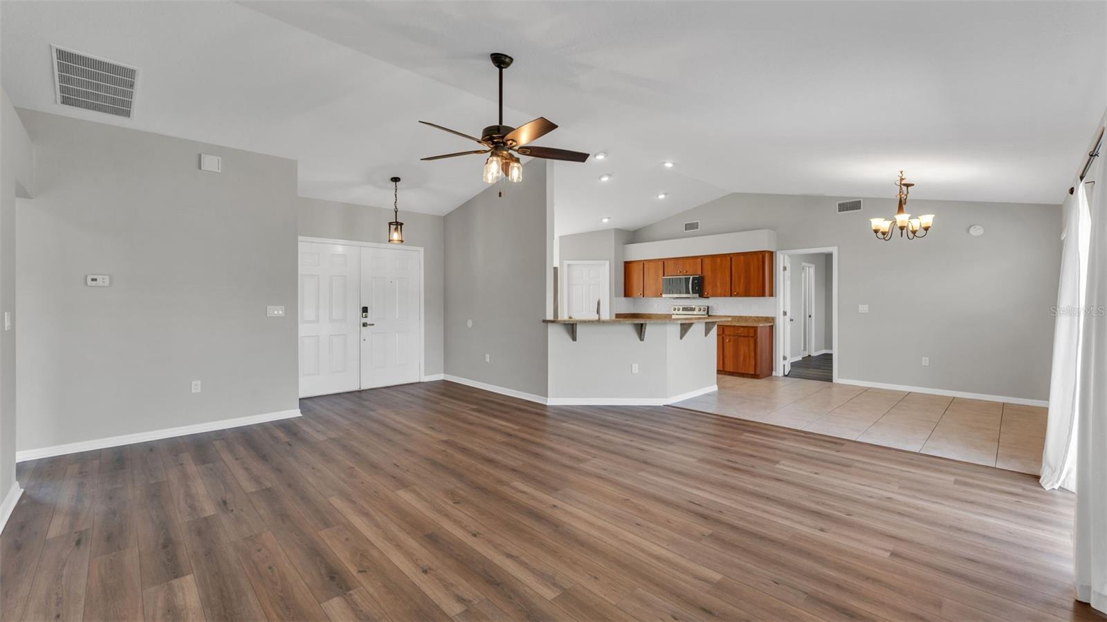 Image 10 of 43 For 4639 Great Blue Heron Drive