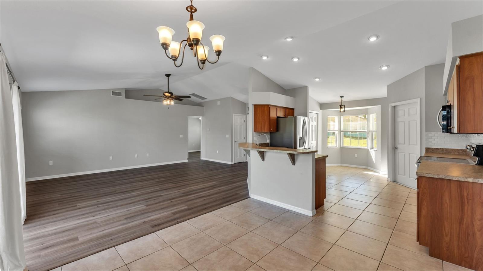 Image 14 of 43 For 4639 Great Blue Heron Drive