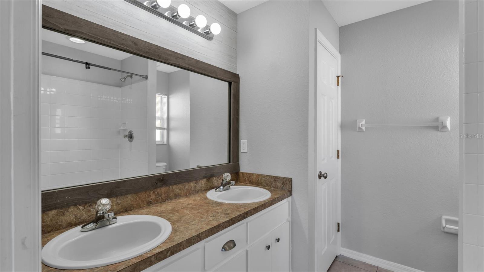 Image 26 of 43 For 4639 Great Blue Heron Drive