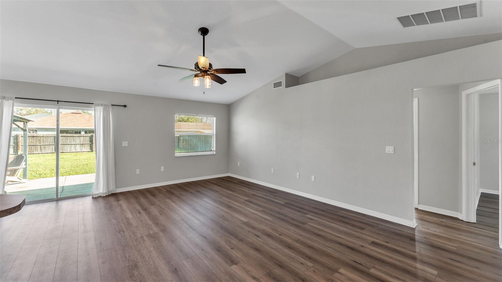 Image 8 of 43 For 4639 Great Blue Heron Drive