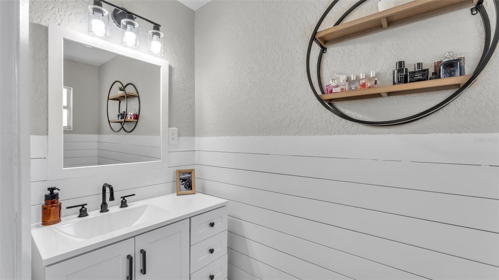 Image 14 of 34 For 631 Nashua Avenue