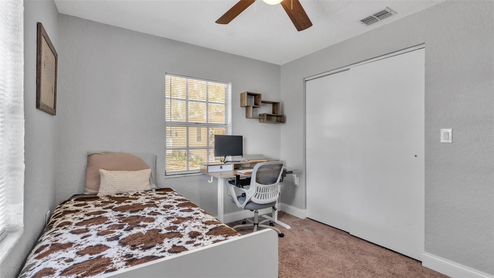 Image 17 of 34 For 631 Nashua Avenue