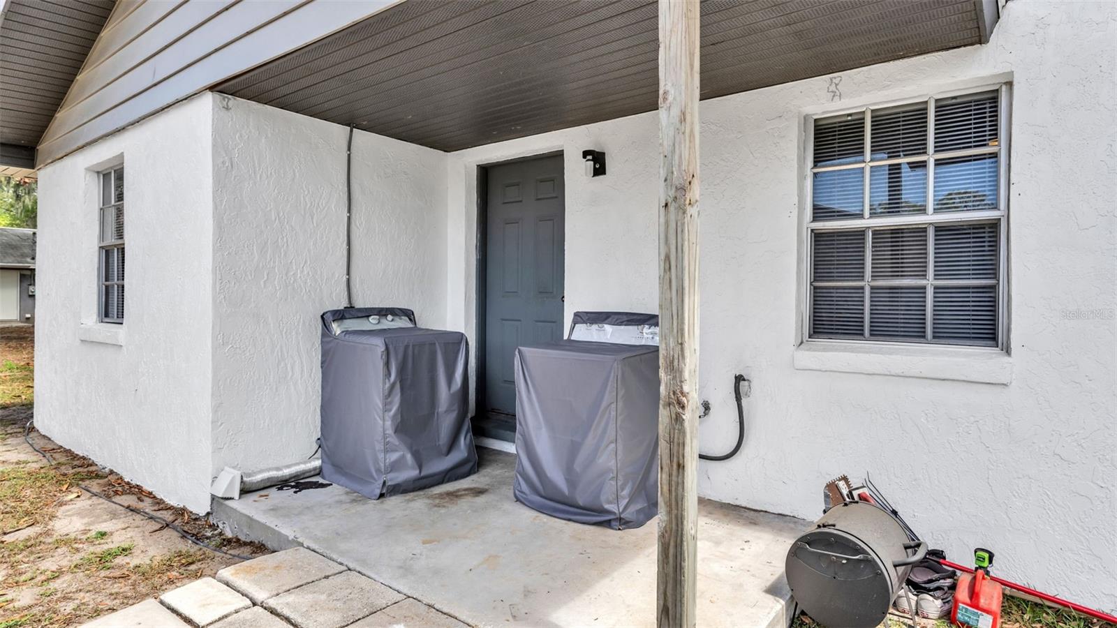 Image 23 of 34 For 631 Nashua Avenue