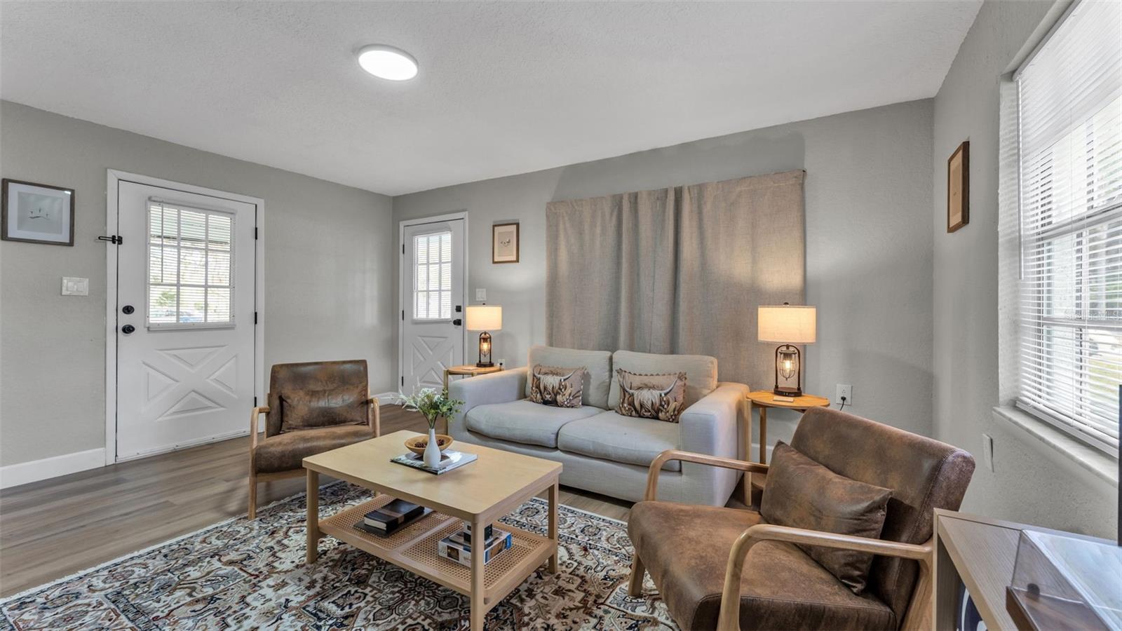 Image 3 of 34 For 631 Nashua Avenue