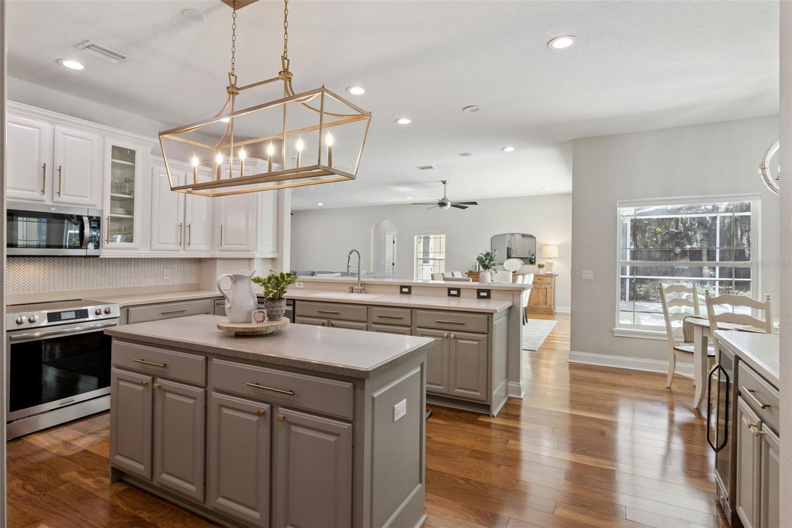 Image 13 of 64 For 100 Wyndham Drive