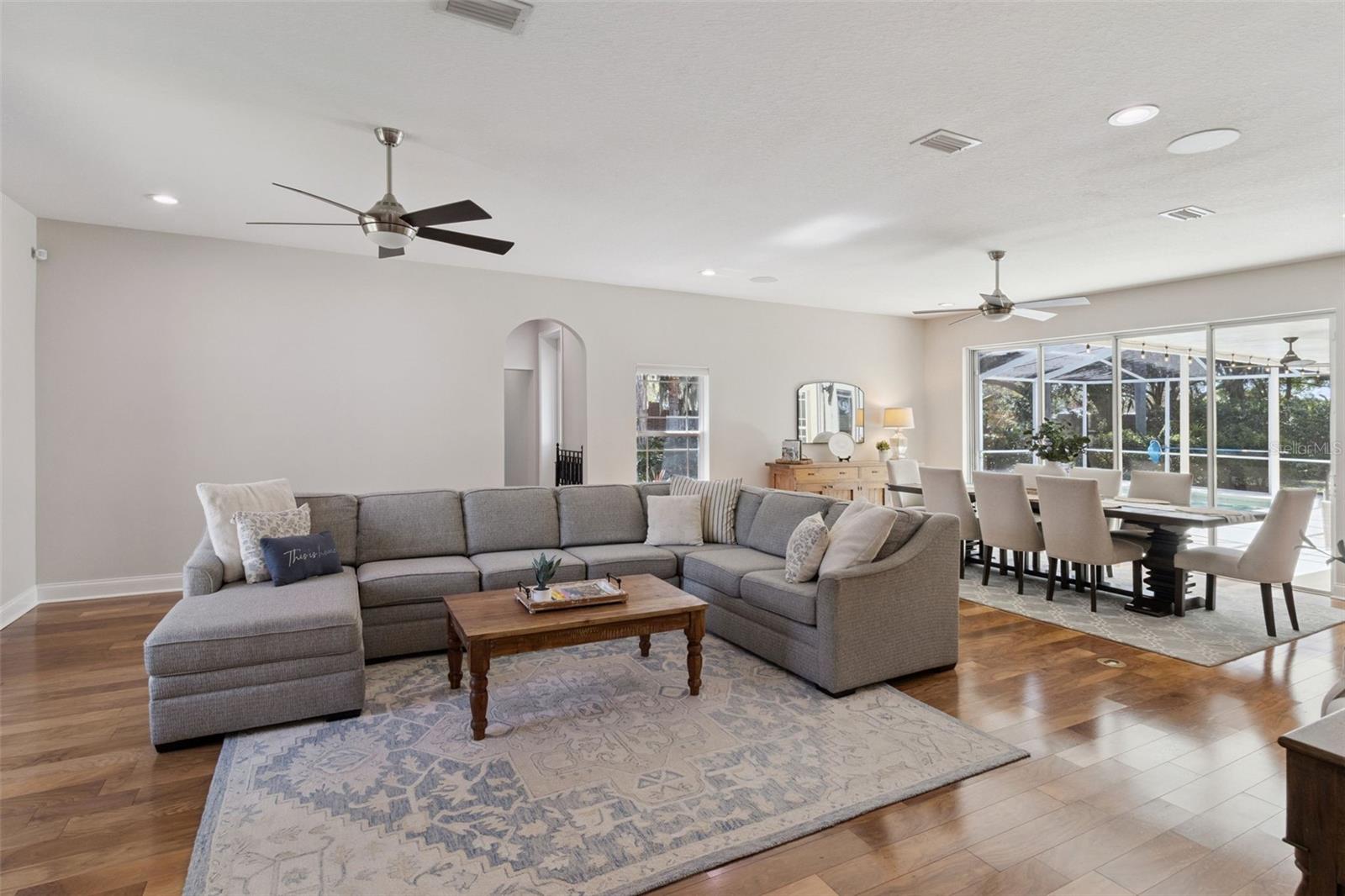 Image 21 of 64 For 100 Wyndham Drive