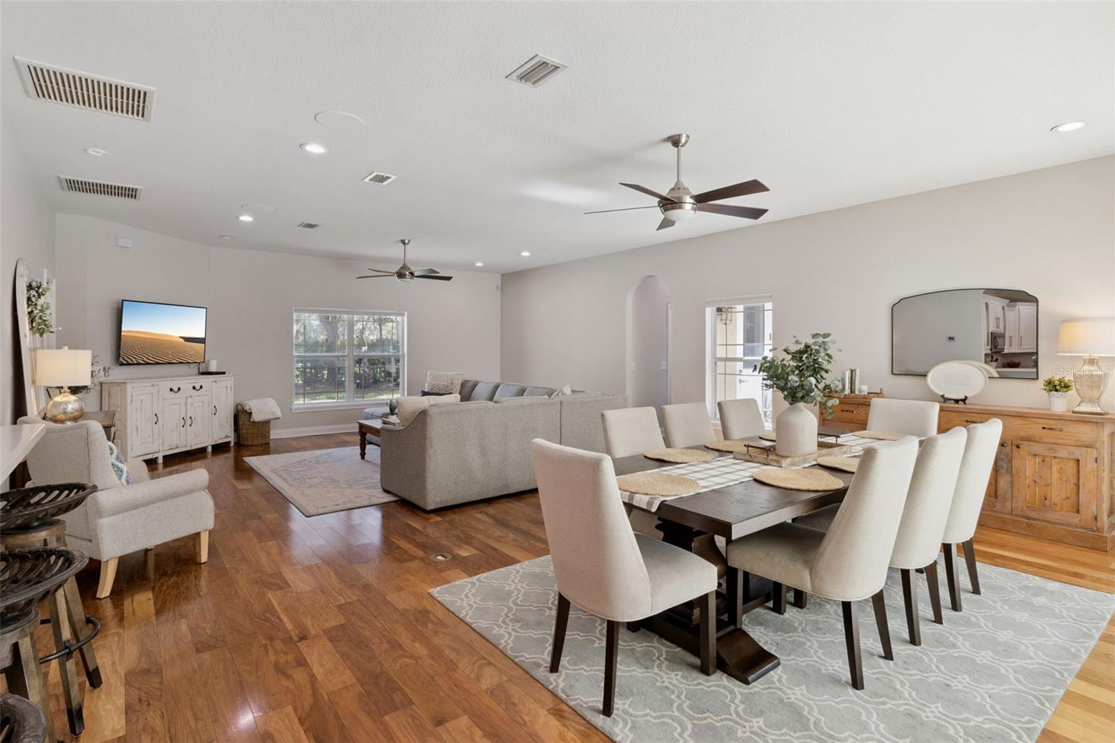 Image 25 of 64 For 100 Wyndham Drive