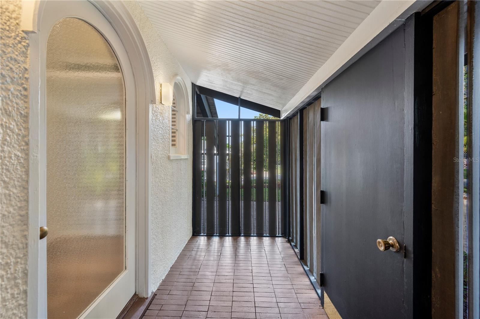 Image 50 of 67 For 210 Palm Drive