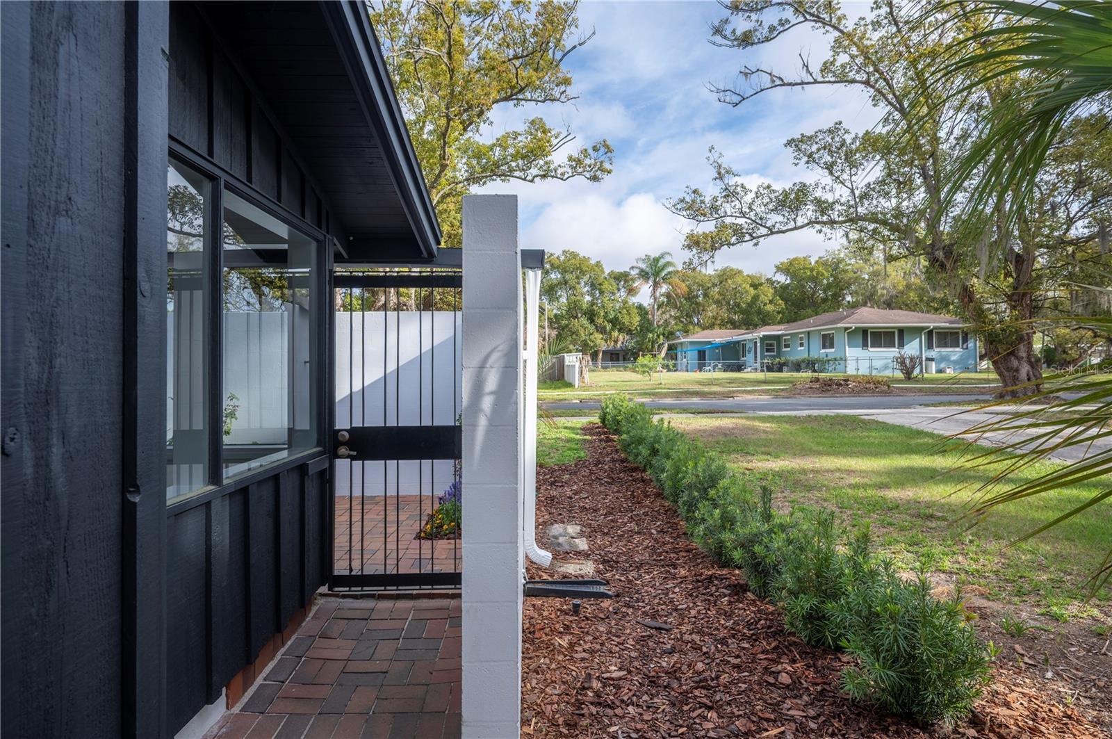 Image 65 of 67 For 210 Palm Drive