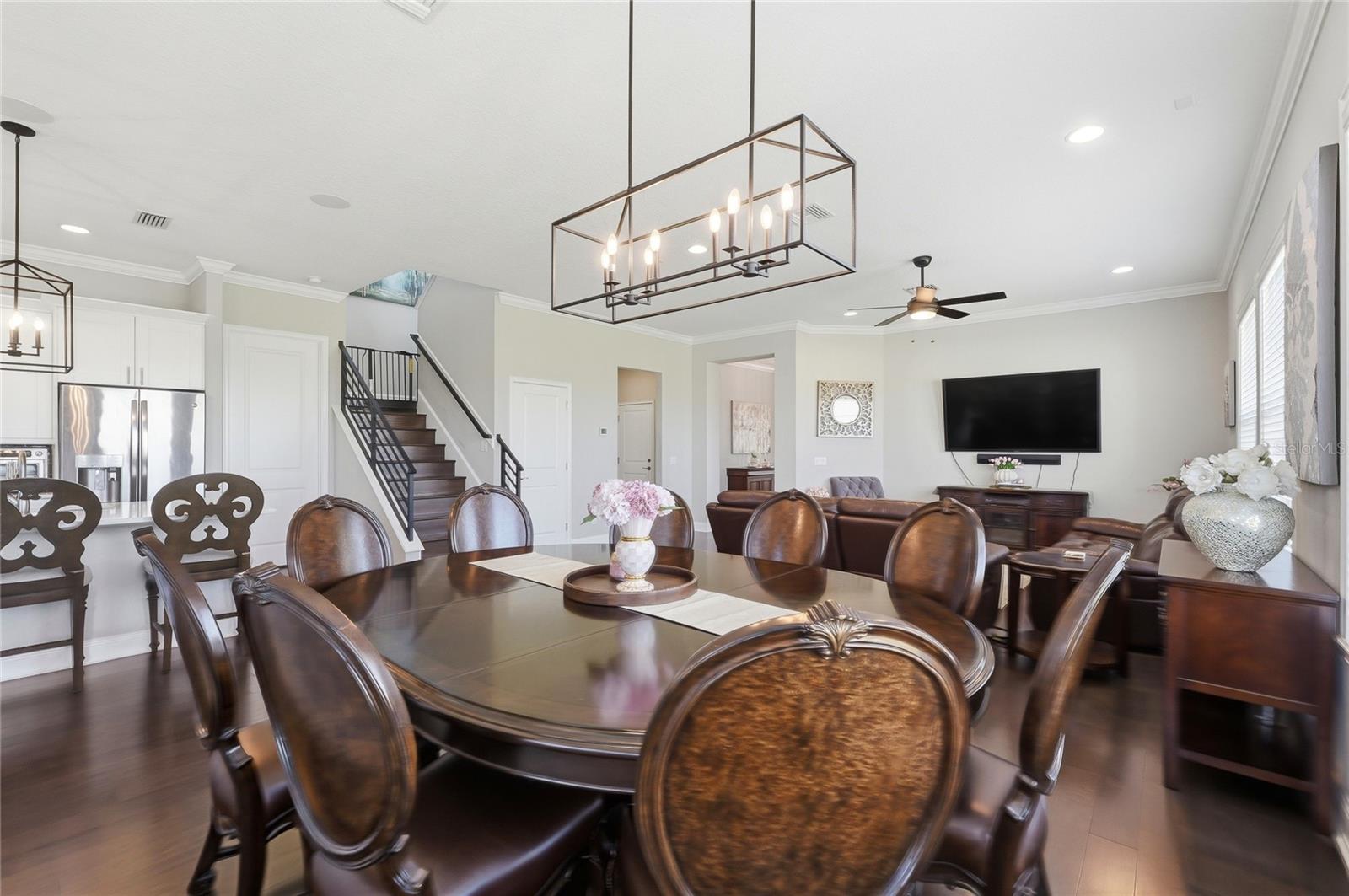 Image 13 of 71 For 539 Waterfern Trail Drive