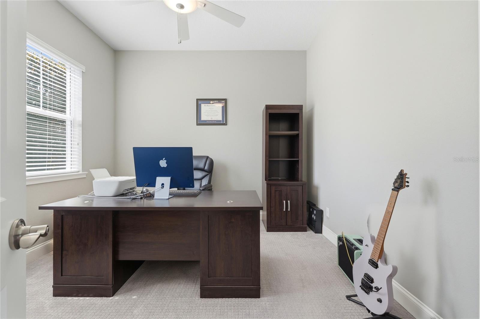 Image 17 of 71 For 539 Waterfern Trail Drive