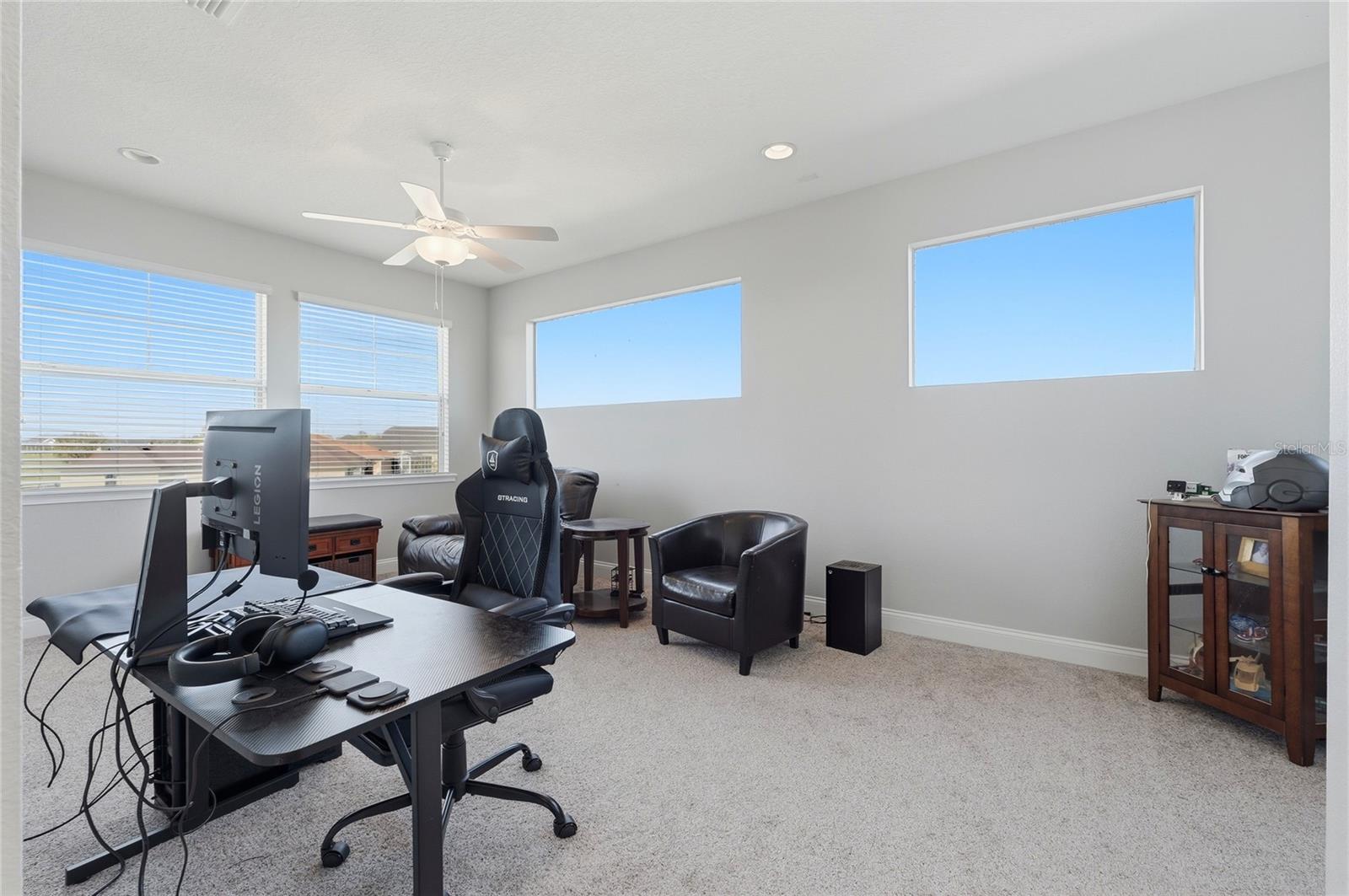 Image 30 of 71 For 539 Waterfern Trail Drive