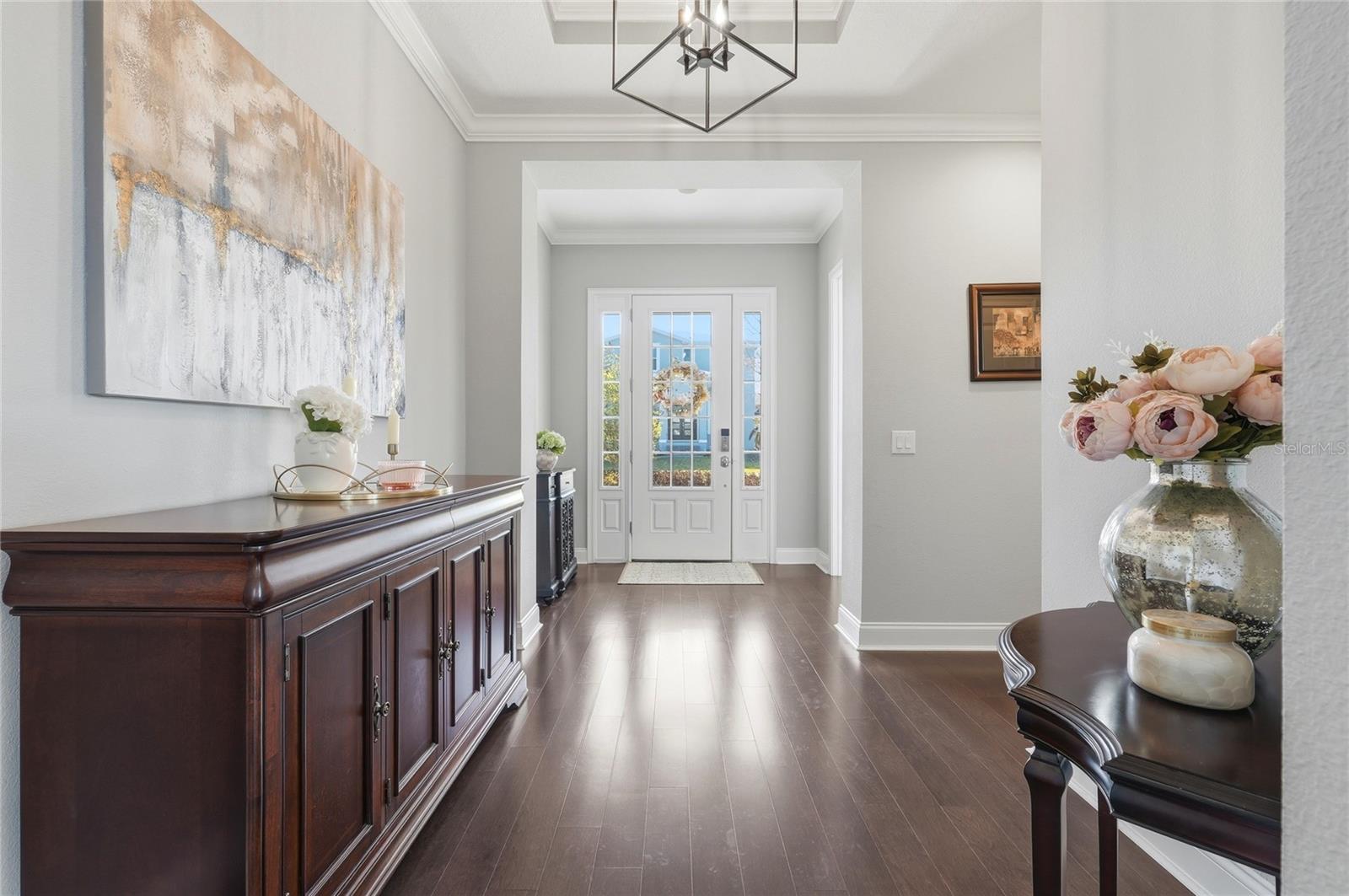 Image 4 of 71 For 539 Waterfern Trail Drive