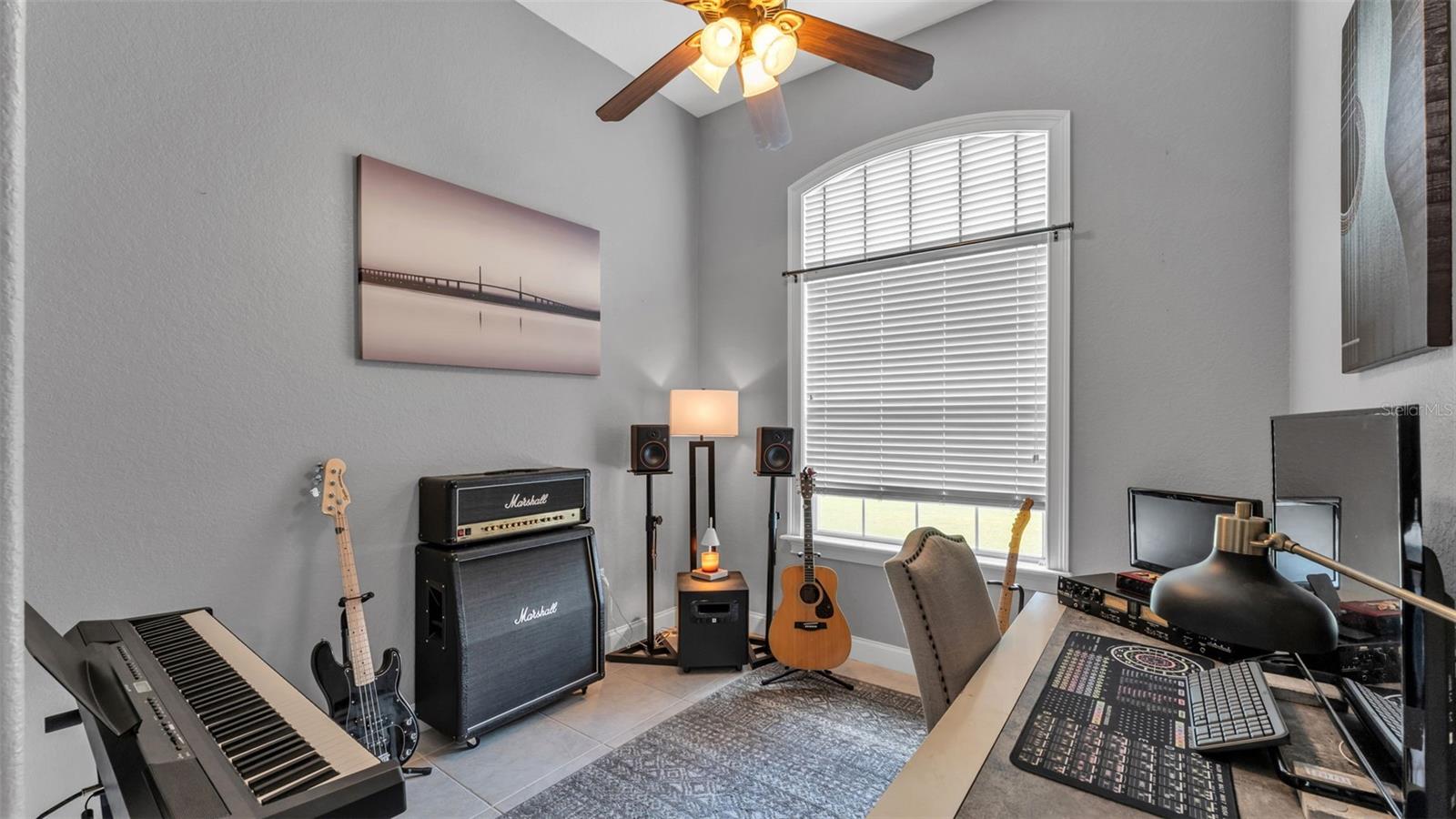 Image 12 of 38 For 4453 Fairway Oaks Drive