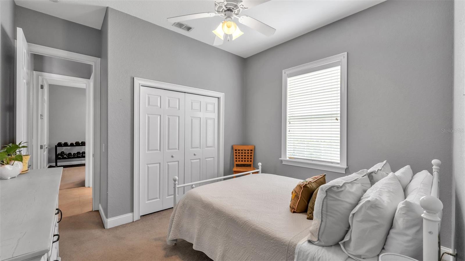 Image 20 of 38 For 4453 Fairway Oaks Drive