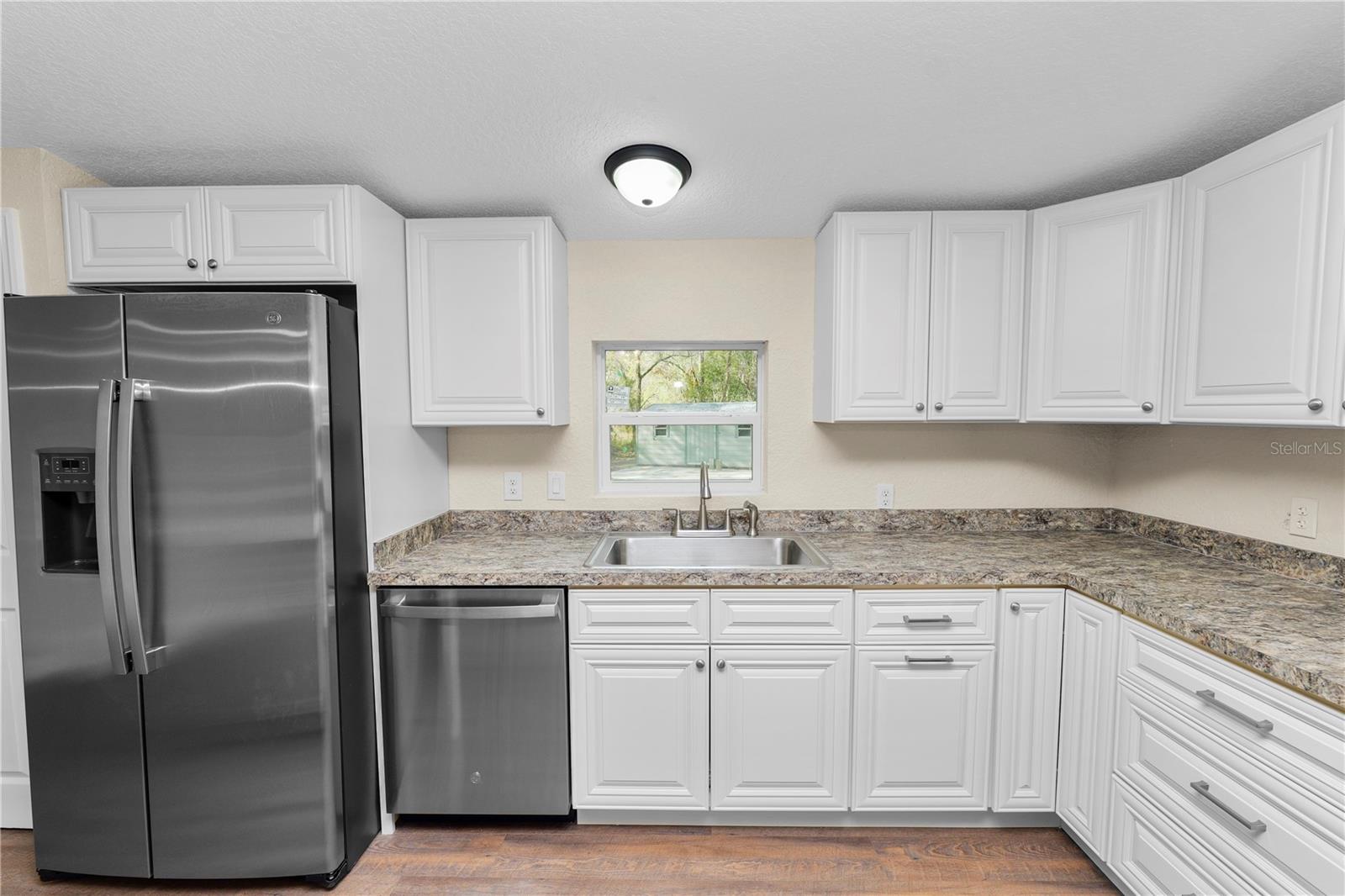 Image 16 of 41 For 6112 Dormany Road