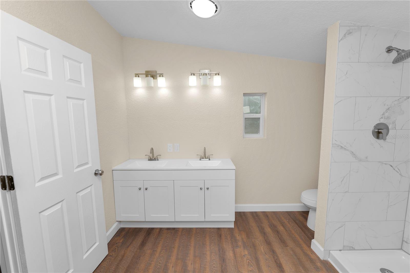 Image 32 of 41 For 6112 Dormany Road