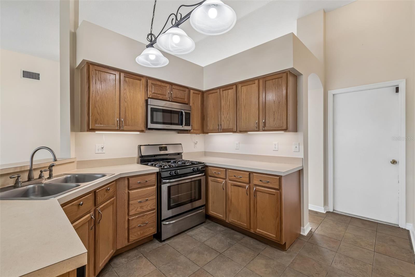 Image 10 of 26 For 4318 Brandon Ridge Drive