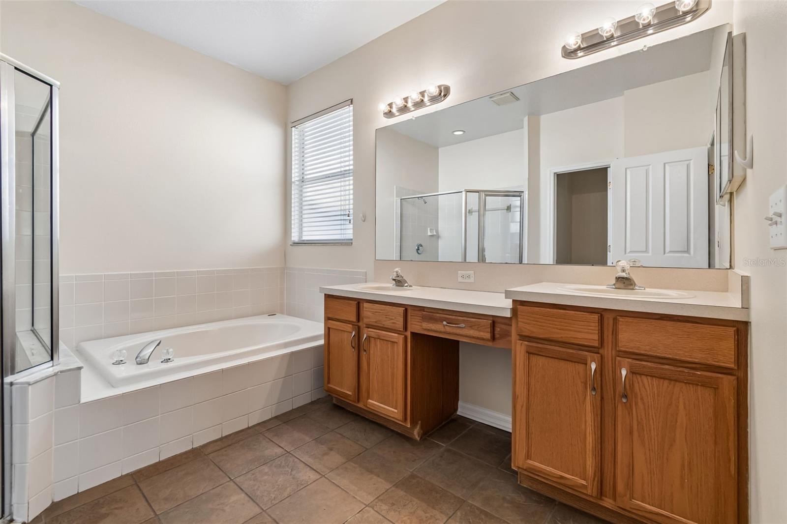 Image 18 of 26 For 4318 Brandon Ridge Drive