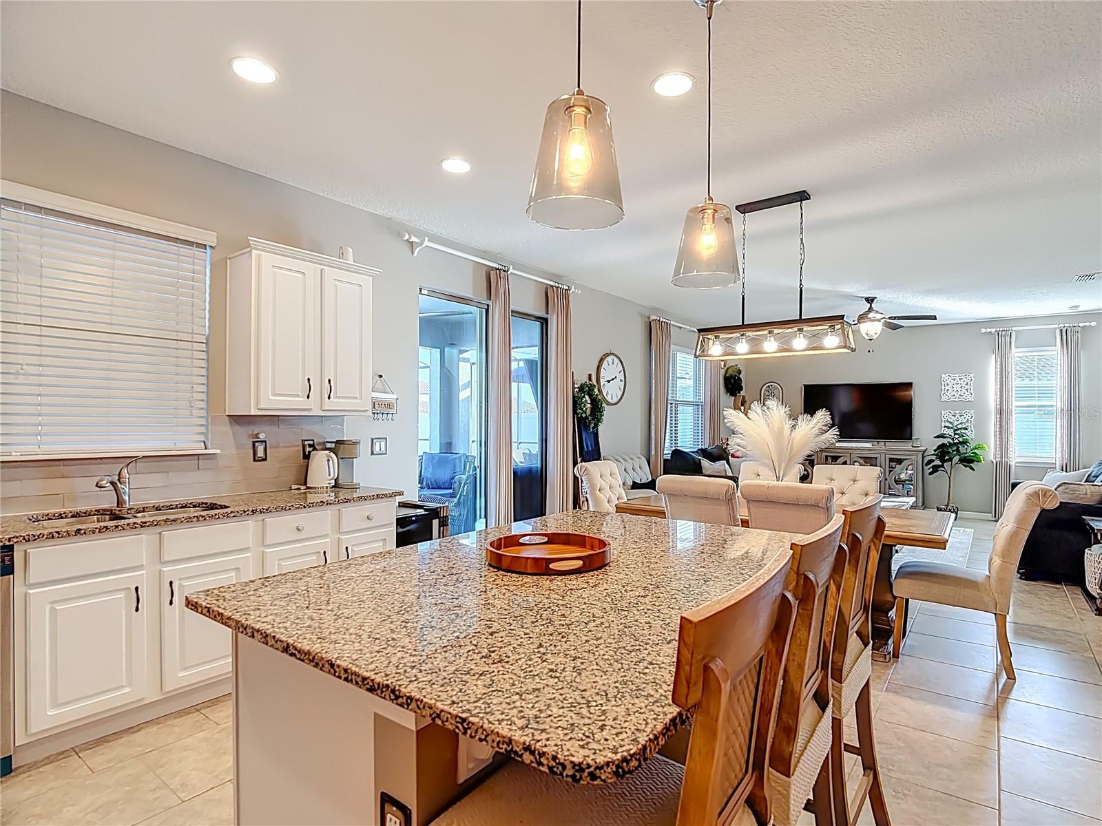 Image 18 of 86 For 4059 Prima Lago Circle