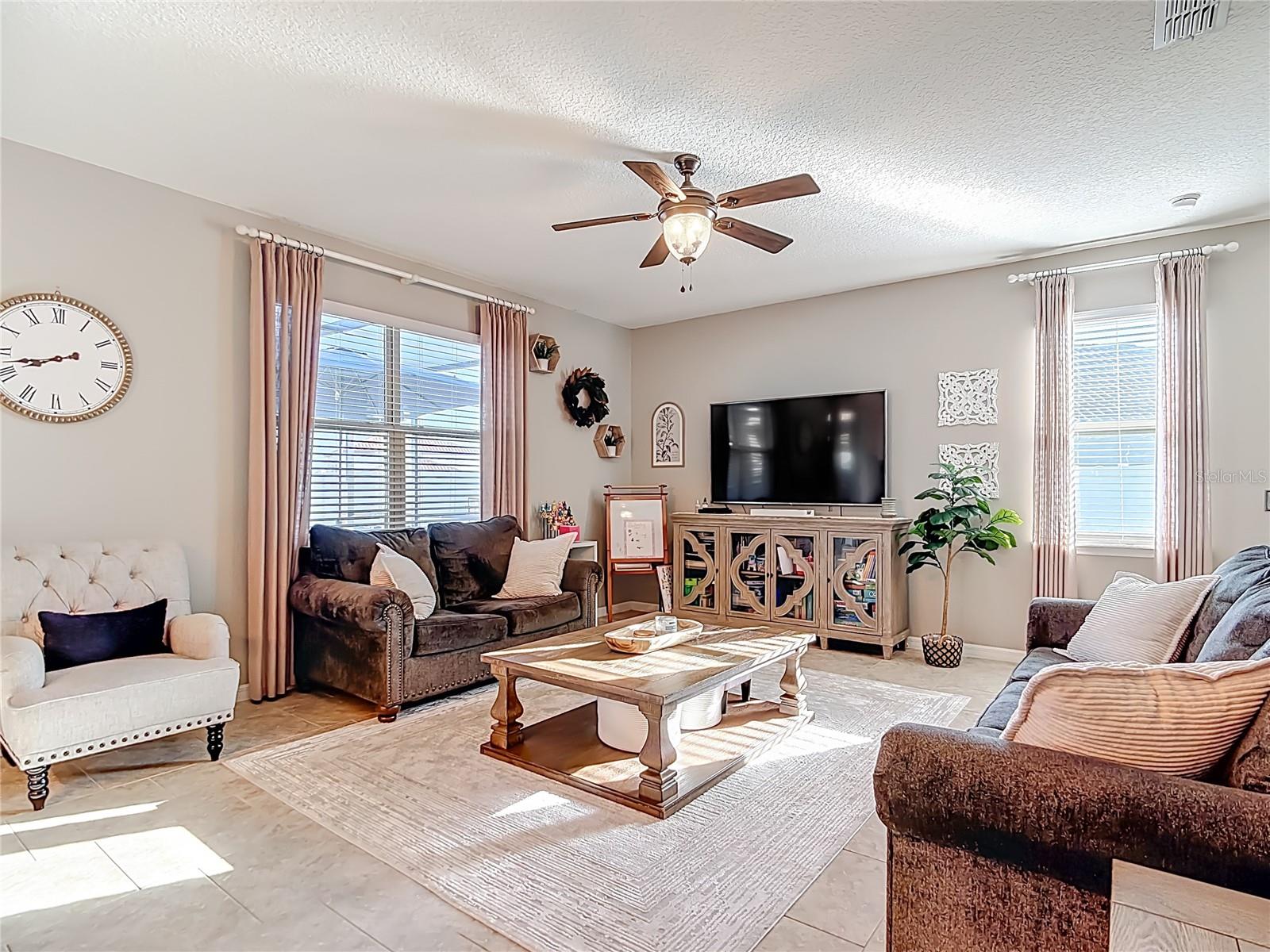 Image 20 of 86 For 4059 Prima Lago Circle