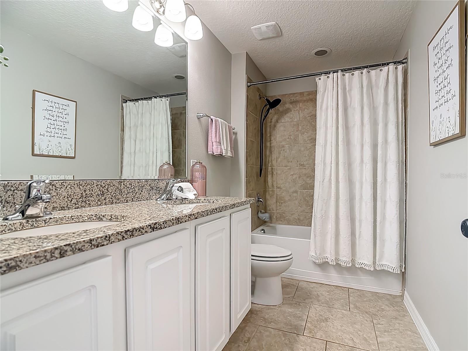 Image 39 of 86 For 4059 Prima Lago Circle