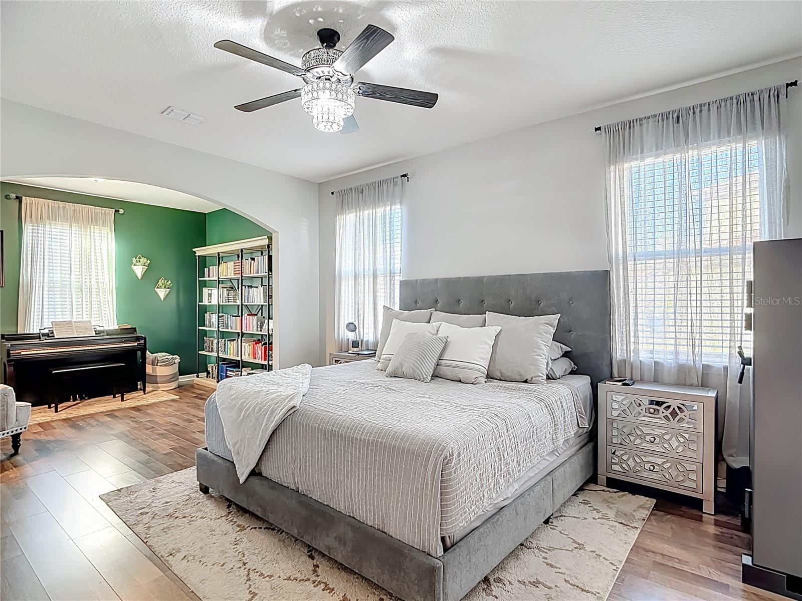 Image 42 of 86 For 4059 Prima Lago Circle