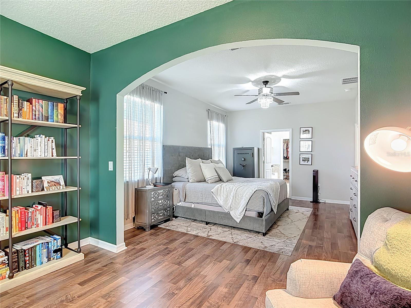 Image 46 of 86 For 4059 Prima Lago Circle