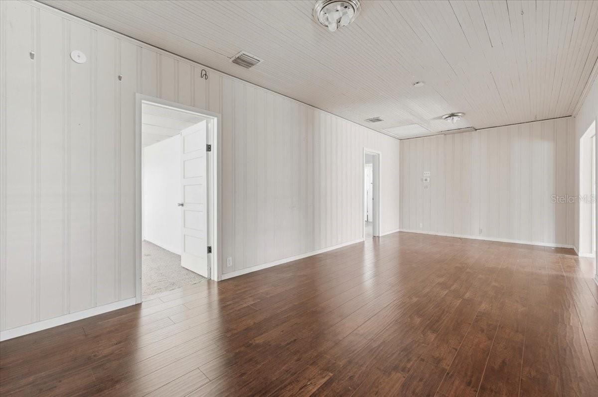 Image 18 of 46 For 506 Commonwealth Avenue Sw