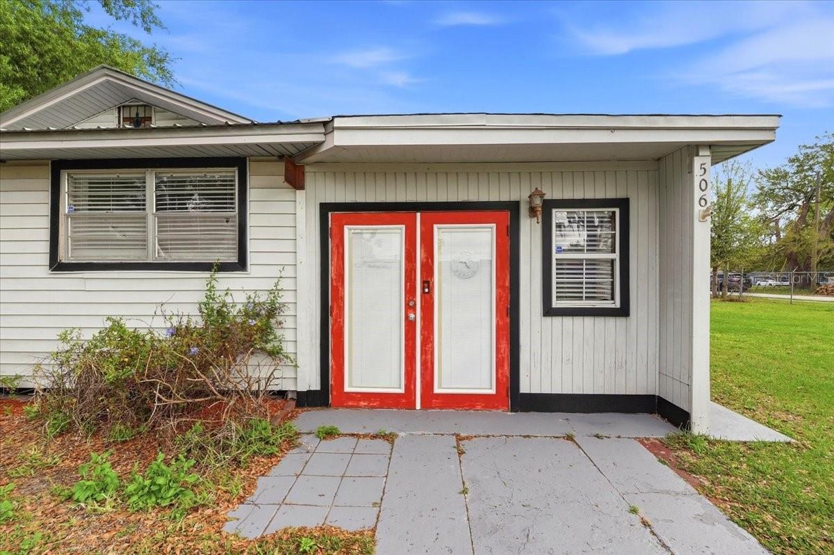 Image 2 of 46 For 506 Commonwealth Avenue Sw