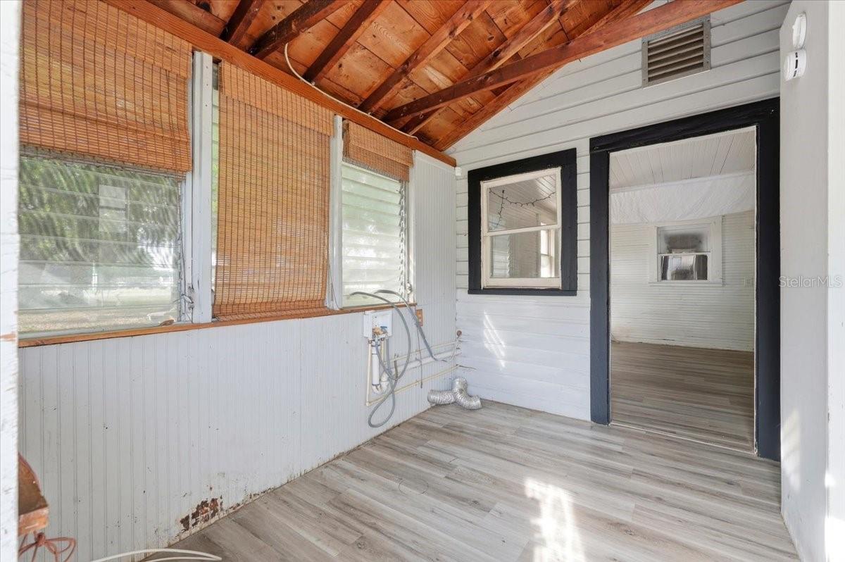 Image 31 of 46 For 506 Commonwealth Avenue Sw