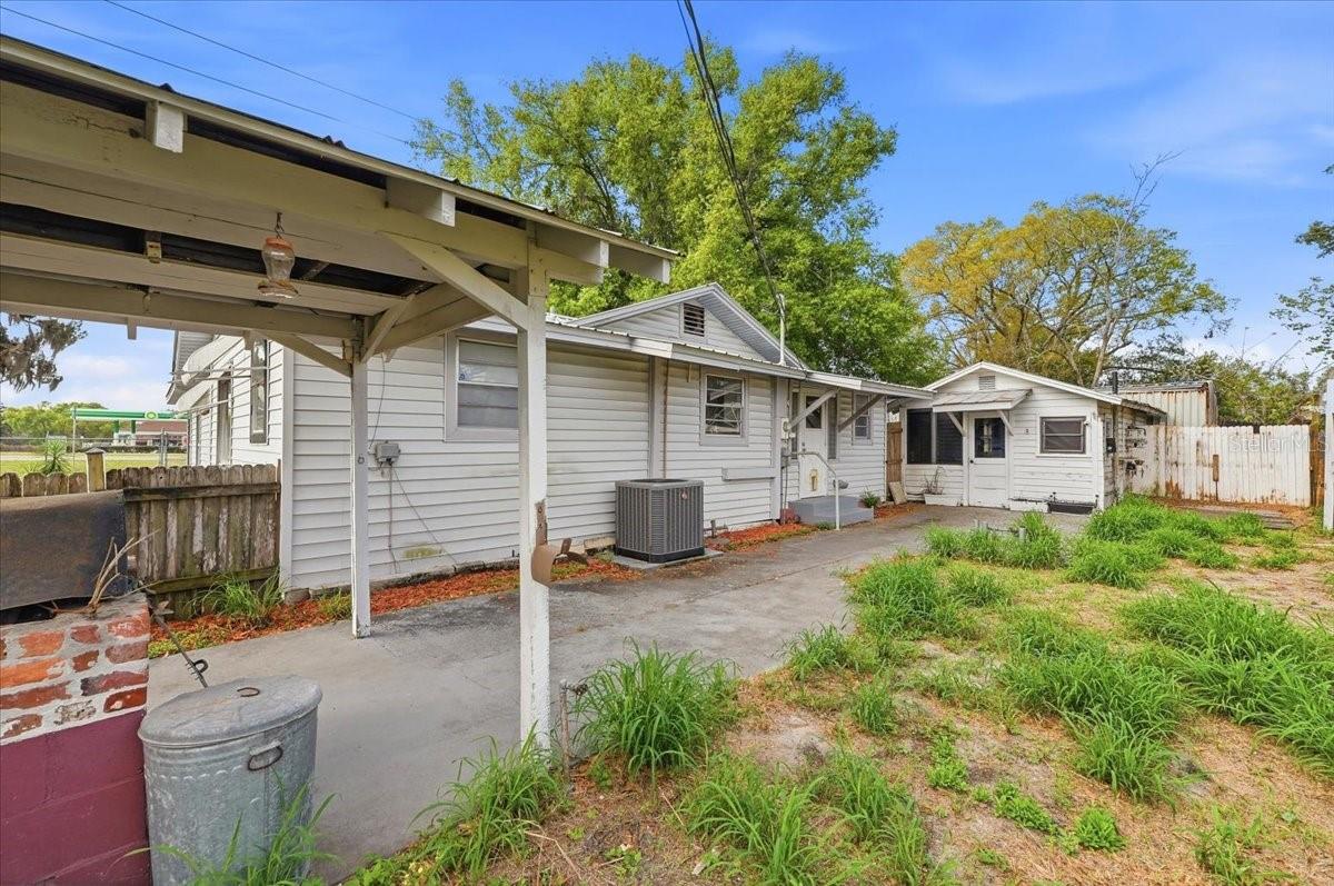 Image 4 of 46 For 506 Commonwealth Avenue Sw