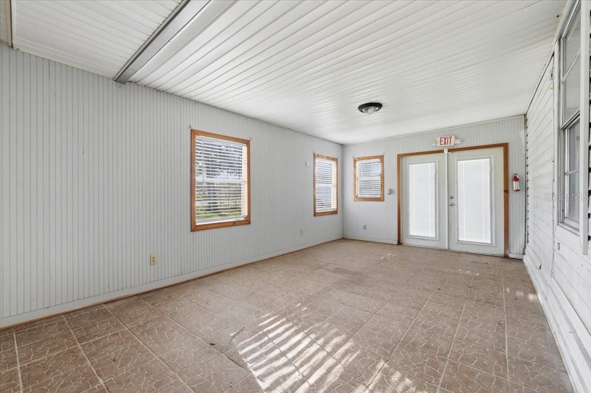 Image 8 of 46 For 506 Commonwealth Avenue Sw