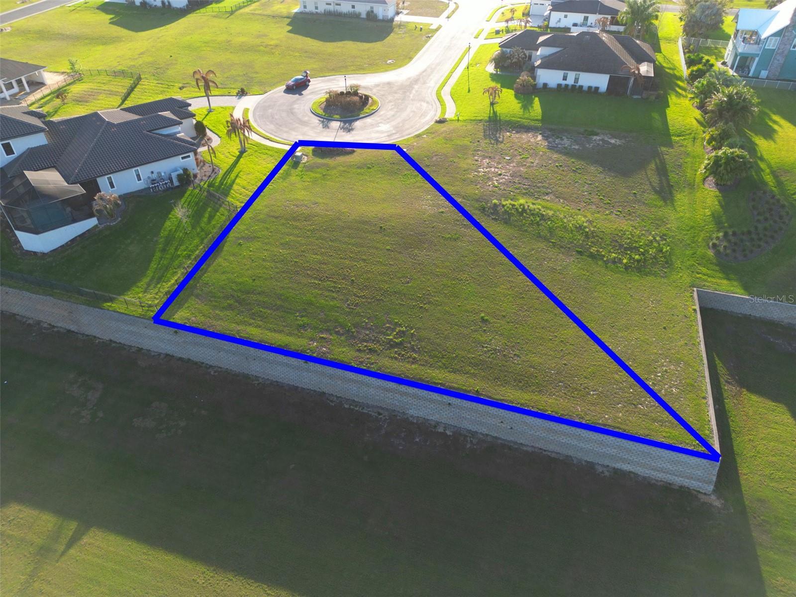 Image 3 of 16 For 250 Amaryllis Way