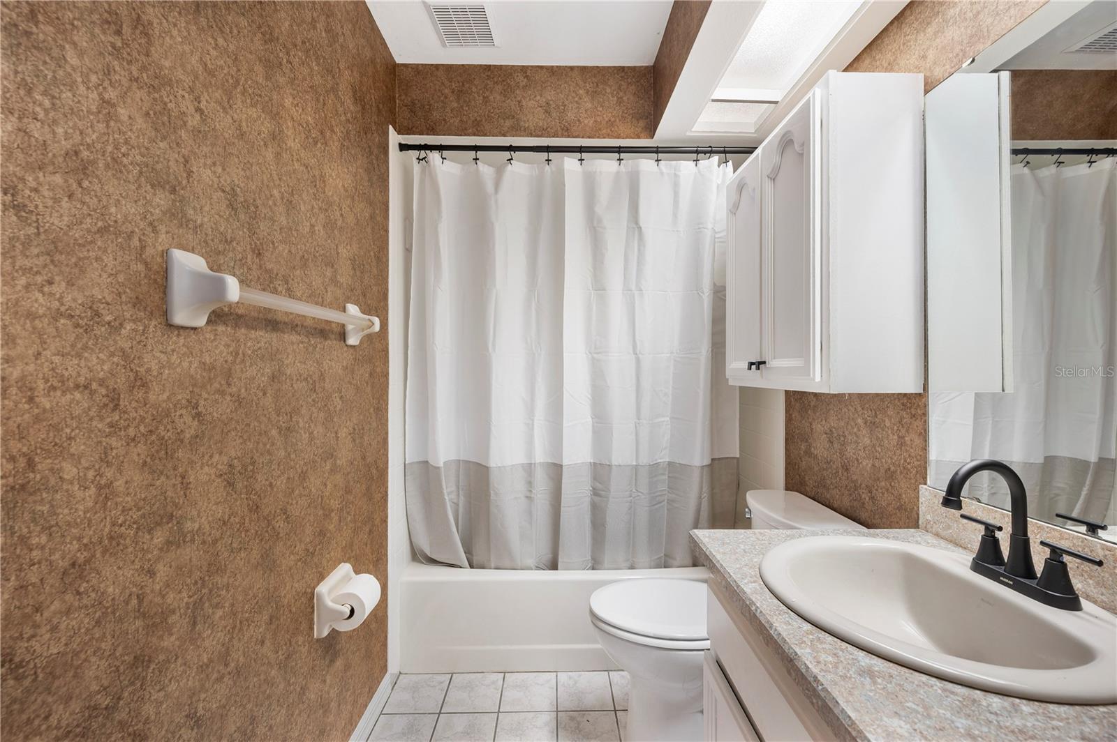 Image 12 of 40 For 3646 Wayne Road