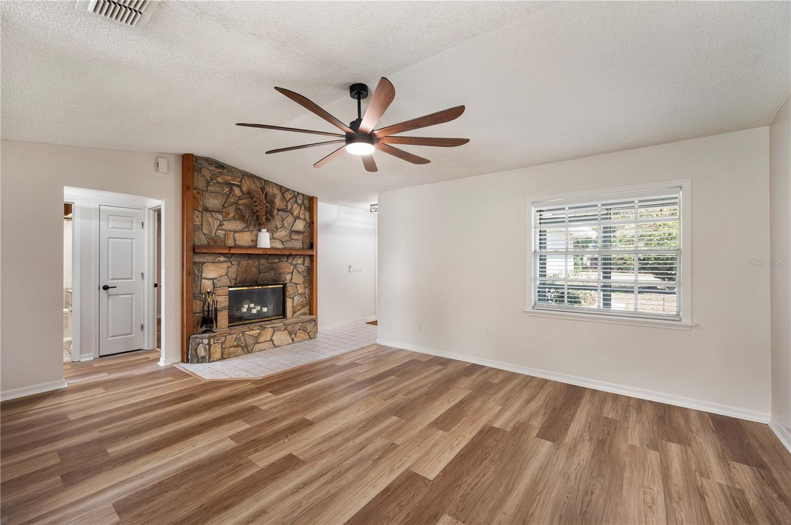 Image 17 of 40 For 3646 Wayne Road