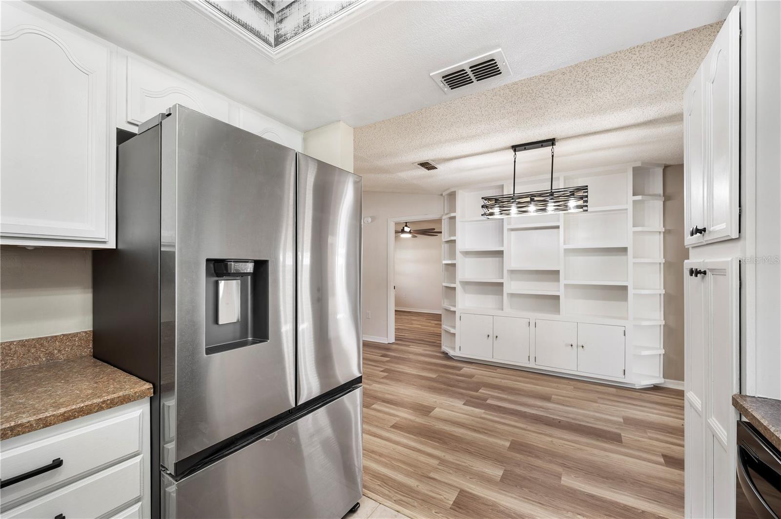 Image 22 of 40 For 3646 Wayne Road