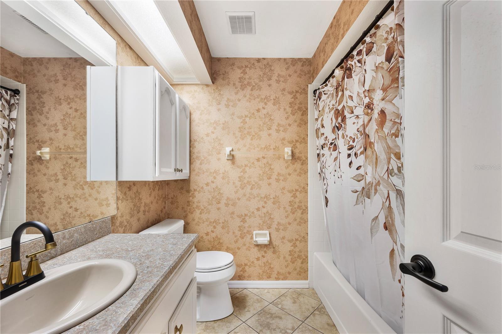 Image 26 of 40 For 3646 Wayne Road